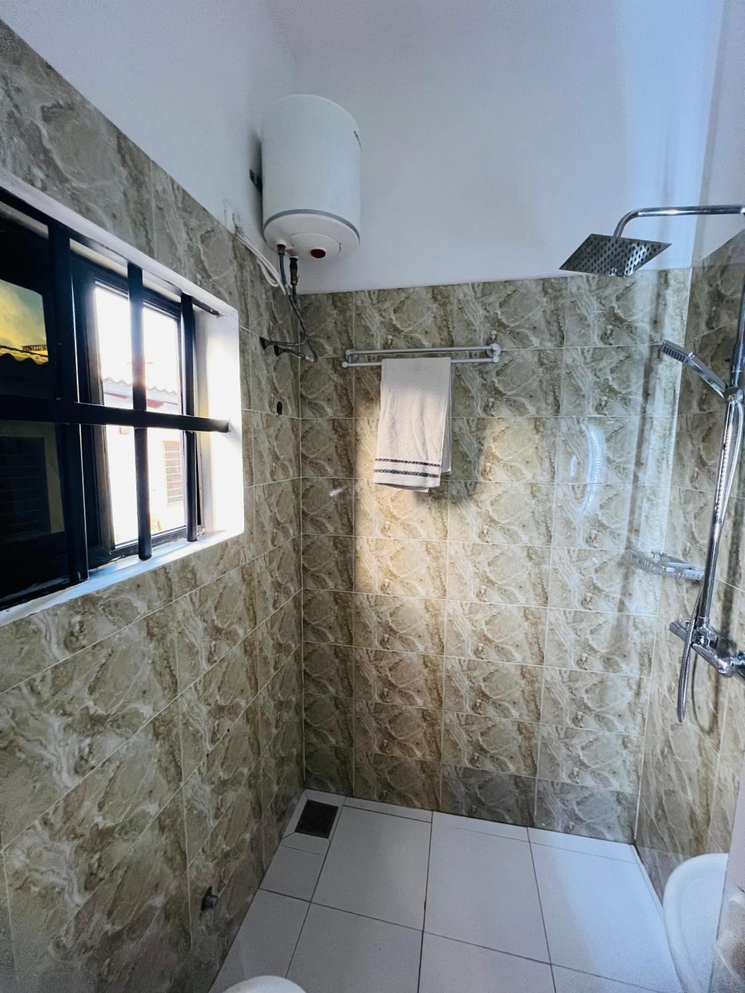 Ad Home Lomé Kültér fotó