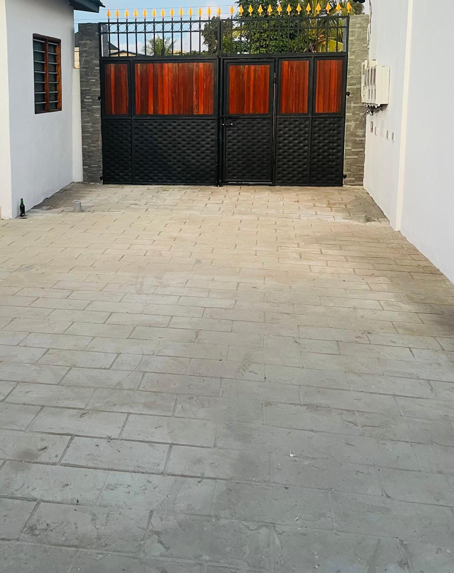 Ad Home Lomé Kültér fotó